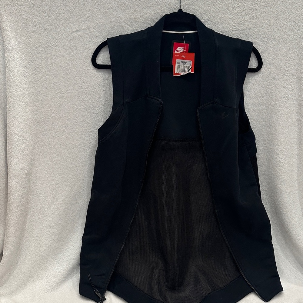 Nike Women's Black Vest